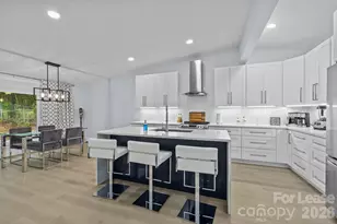 8609 Cedarbrook Dr, Charlotte, NC 28215 - Photo 1