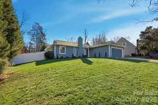 9803 Fairway Ridge Rd, Charlotte, NC 28277 - Photo 1