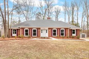 818 Eaglewood Ave, Charlotte, NC 28212 - Photo 1