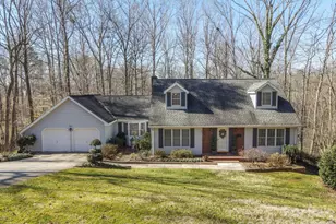 856 W 6th St Cir, Newton, NC 28658 - Photo 1