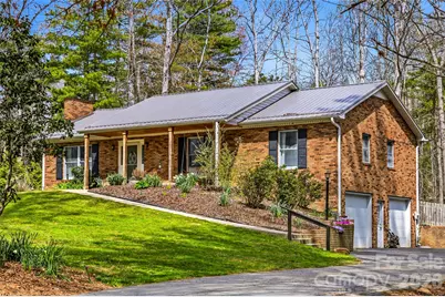 32 W Ashley Place, Etowah, NC 28729 - Photo 1