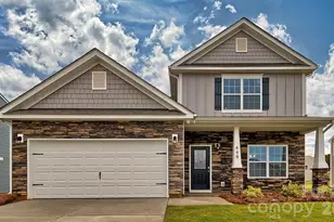 640 Country Oak Dr, Asheville, NC 28804 - Photo 1