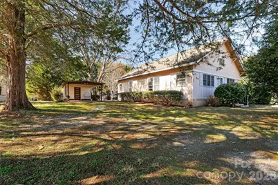 137 Duke Street, Granite Falls, NC 28630 - Photo 1