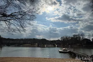 304 Bridgewater Ln, Mooresville, NC 28117 - Photo 1