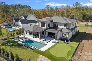 21119 Vandrake Cir, Davidson, NC 28036 - Photo 1