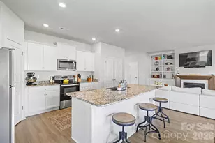 2215 Transatlantic Ave, Charlotte, NC 28215 - Photo 1