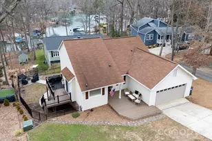 1170 Molokai Dr, Fort Mill, SC 29708 - Photo 1