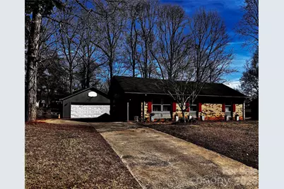 10101 Arbordale Avenue, Charlotte, NC 28215 - Photo 1