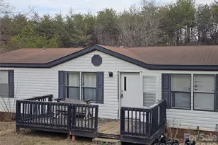 2596 1st Ave NW, Catawba, NC 28609 - Photo 1