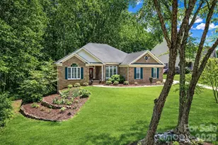 160 Fernbrook Dr, Mooresville, NC 28117 - Photo 1