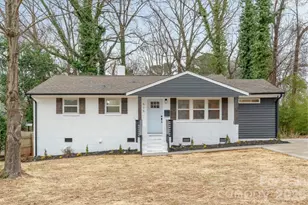 915 Crestmere St, Charlotte, NC 28208 - Photo 1