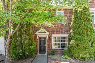 2108 Sardony Ln, Charlotte, NC 28213 - Photo 1