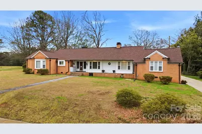 2637 Armstrong Circle, Gastonia, NC 28054 - Photo 1