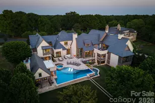 7318 Baltusrol Ln, Charlotte, NC 28210 - Photo 1