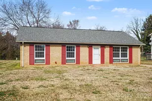 2200 Longdale Dr, Charlotte, NC 28217 - Photo 1