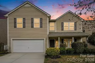 1061 Regal Manor Ln, Fort Mill, SC 29715 - Photo 1
