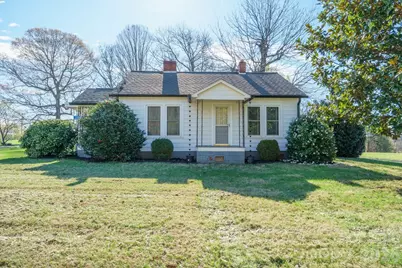 5588 River Bend Road, Claremont, NC 28610 - Photo 1