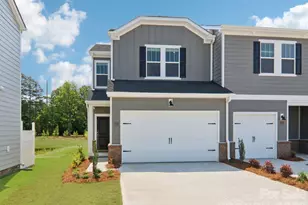 8216 Hidden Spgs Trl, Charlotte, NC 28216 - Photo 1