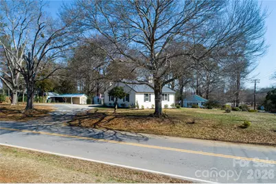 601 N French Street, Lancaster, SC 29720 - Photo 1