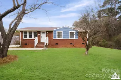 121 Morris Avenue, Mount Holly, NC 28120 - Photo 1