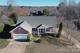 640 40th Ave Ln NW, Hickory, NC 28601 - Photo 1