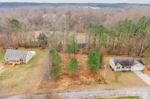 134 River Bank Rd, Statesville, NC 28625 - Photo 1