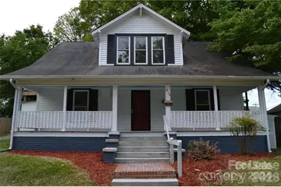 615 Charlotte Avenue, Statesville, NC 28677 - Photo 1