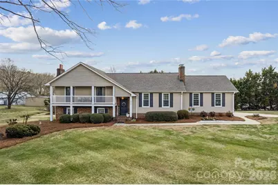 8815 Columbus Street, Davidson, NC 28036 - Photo 1