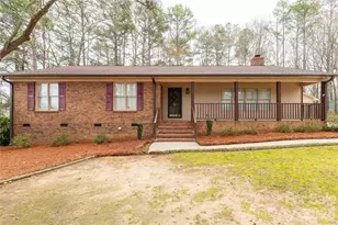 721 Clarendon Dr, Lancaster, SC 29720 - Photo 1