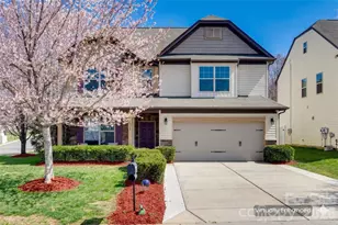 526 Danson Dr, Fort Mill, SC 29715 - Photo 1