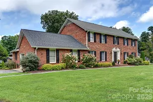 507 Fenwick Ct, Hendersonville, NC 28739 - Photo 1