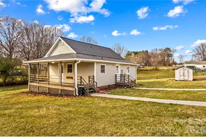 126 W Thomas Street, Troutman, NC 28166 - Photo 1