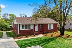 4809 Brooktree Dr, Charlotte, NC 28208 - Photo 1