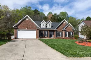 12015 Hampton Pl Dr, Charlotte, NC 28269 - Photo 1