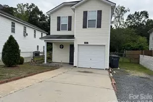 3514 Crestridge Dr, Charlotte, NC 28217 - Photo 1