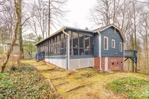 99 Salisbury Ave, Saluda, NC 28873 - Photo 1