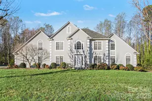 910 Weymouth Dr, Gastonia, NC 28056 - Photo 1