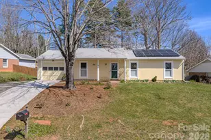 31 Knoll Ridge Dr, Asheville, NC 28804 - Photo 1