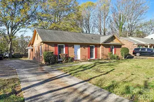 5212 Barrington Dr, Charlotte, NC 28215 - Photo 1