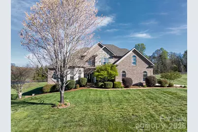 5873 Bakers Point, Hickory, NC 28602 - Photo 1