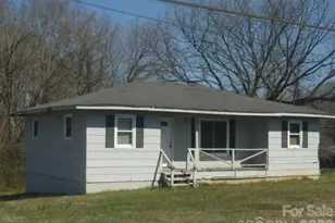 804 W Carolina Ave, Bessemer City, NC 28016 - Photo 1