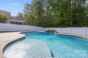 6614 Bluegill Rd, Charlotte, NC 28216 - Photo 1
