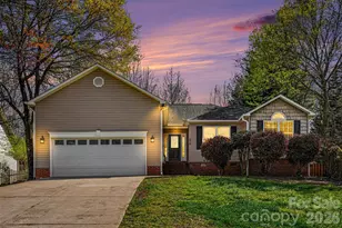826 Savannah Pl Dr, Fort Mill, SC 29715 - Photo 1