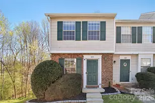655 Lex Dr, Charlotte, NC 28262 - Photo 1