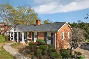 708 Wilmore St NE, Lenoir, NC 28645 - Photo 1