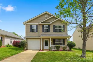 3911 Hathaway Hills Dr, Charlotte, NC 28214 - Photo 1