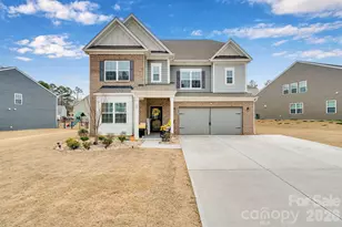 224 Hamptons Cove Rd, Troutman, NC 28166 - Photo 1