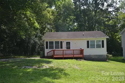 104 S Gregory Street, Lancaster, SC 29720 - Photo 1