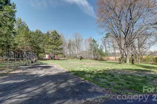 121 Hillbilly Hollar Ln, Mooresville, NC 28115 - Photo 1