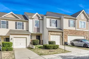14419 Glendon Hall Ln, Charlotte, NC 28262 - Photo 1
